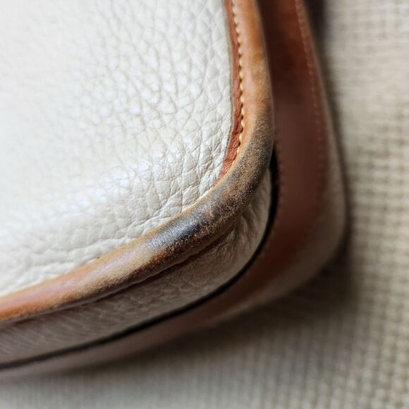 Vintage Dooney Burke Pebbled All Weather Leather Bone Brown Large Equestrian Bag - Picture 7 of 11
